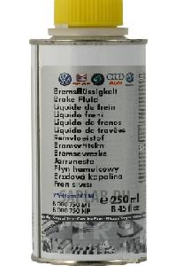 Купить Vag B000750M7 Тормозная жидкость DOT 4, 30л